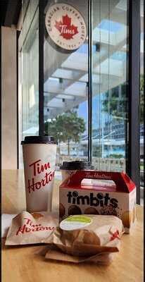 Tim Hortons cafe, Pasay, Bayshore Ave .